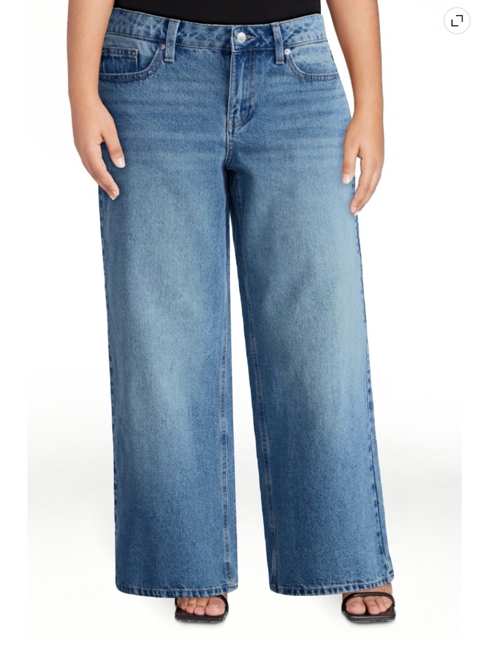 No Boundaries Med Washed Blue Wide Baggy Leg Jeans  Size 12
